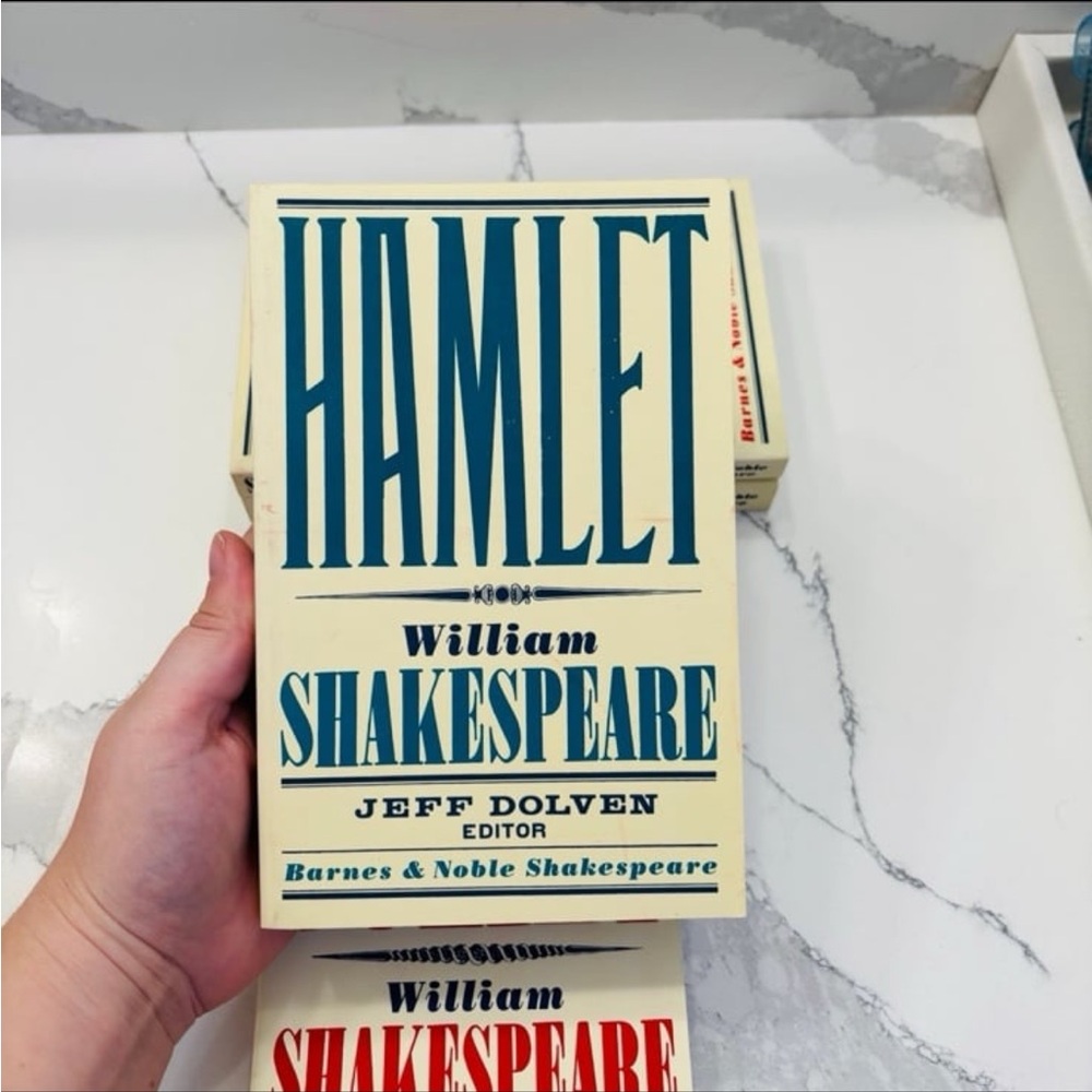 Hamlet (Barnes & Noble Shakespeare) by William Shakespeare